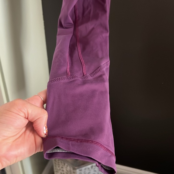 LuLuLemon, burgundy leggings, size 4 - Picture 4 of 6
